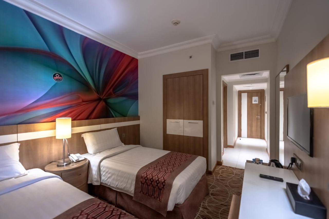 אל-מדינה Al Madina Golden Hotel מראה חיצוני תמונה